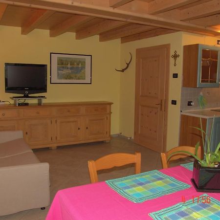 Casa Martina Διαμέρισμα Λιβίνιο Δωμάτιο φωτογραφία